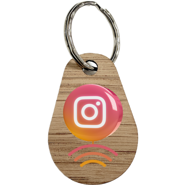 Porte-clés NFC en Bois – Instagram